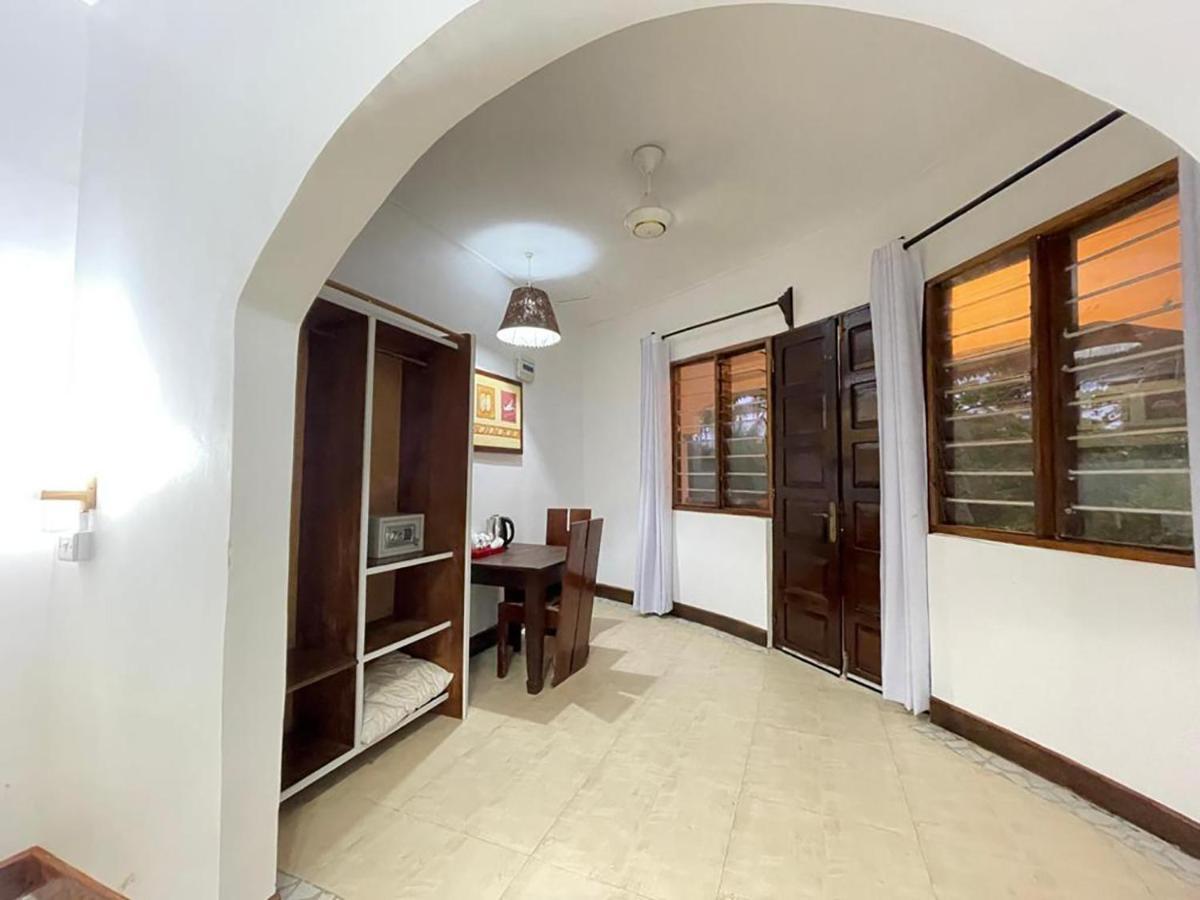Five Palms Bwejuu Otel Dış mekan fotoğraf